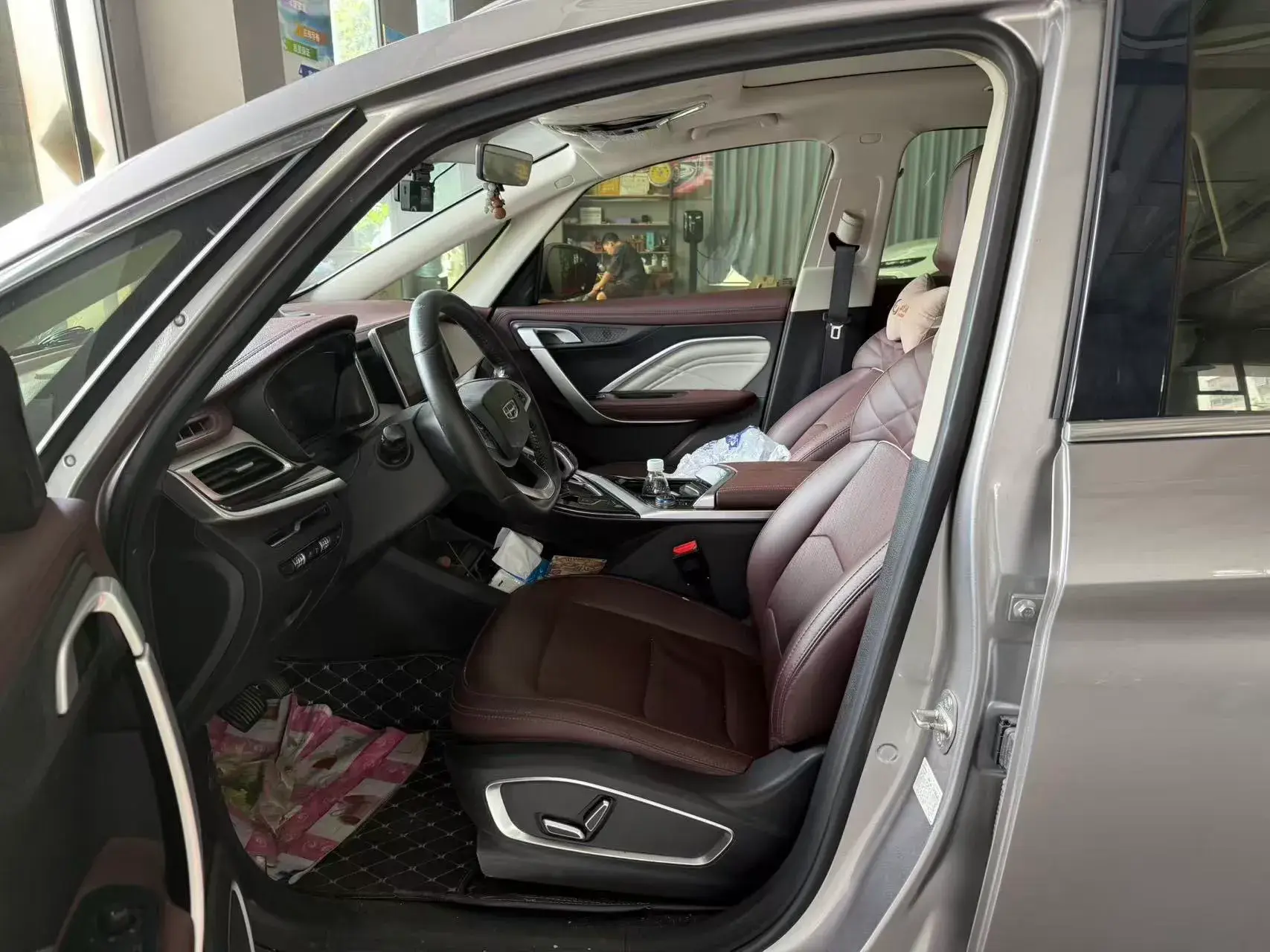 2022 GEELY JIAJI thumbnail 3