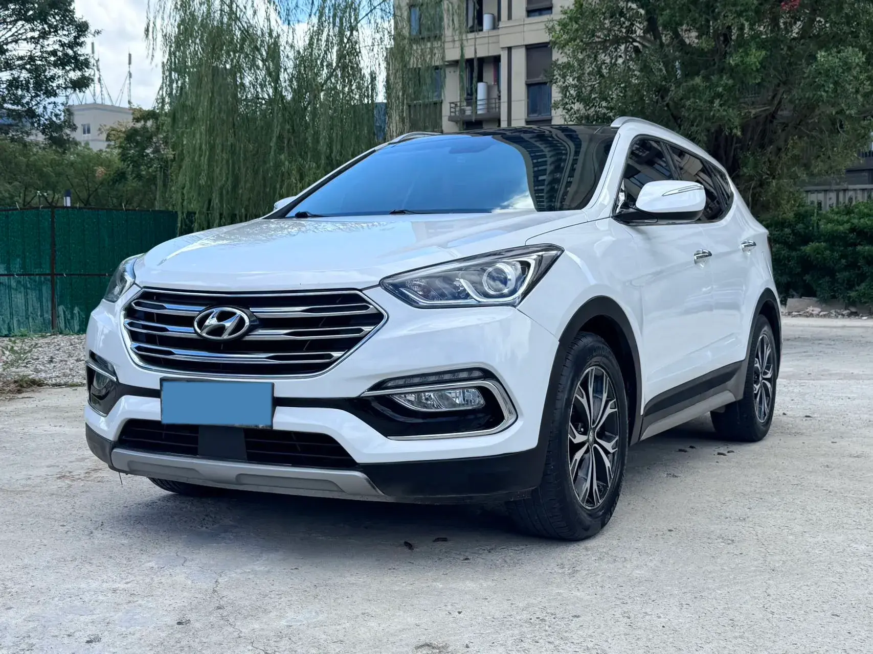 2017 HYUNDAI SANTAFE view 1