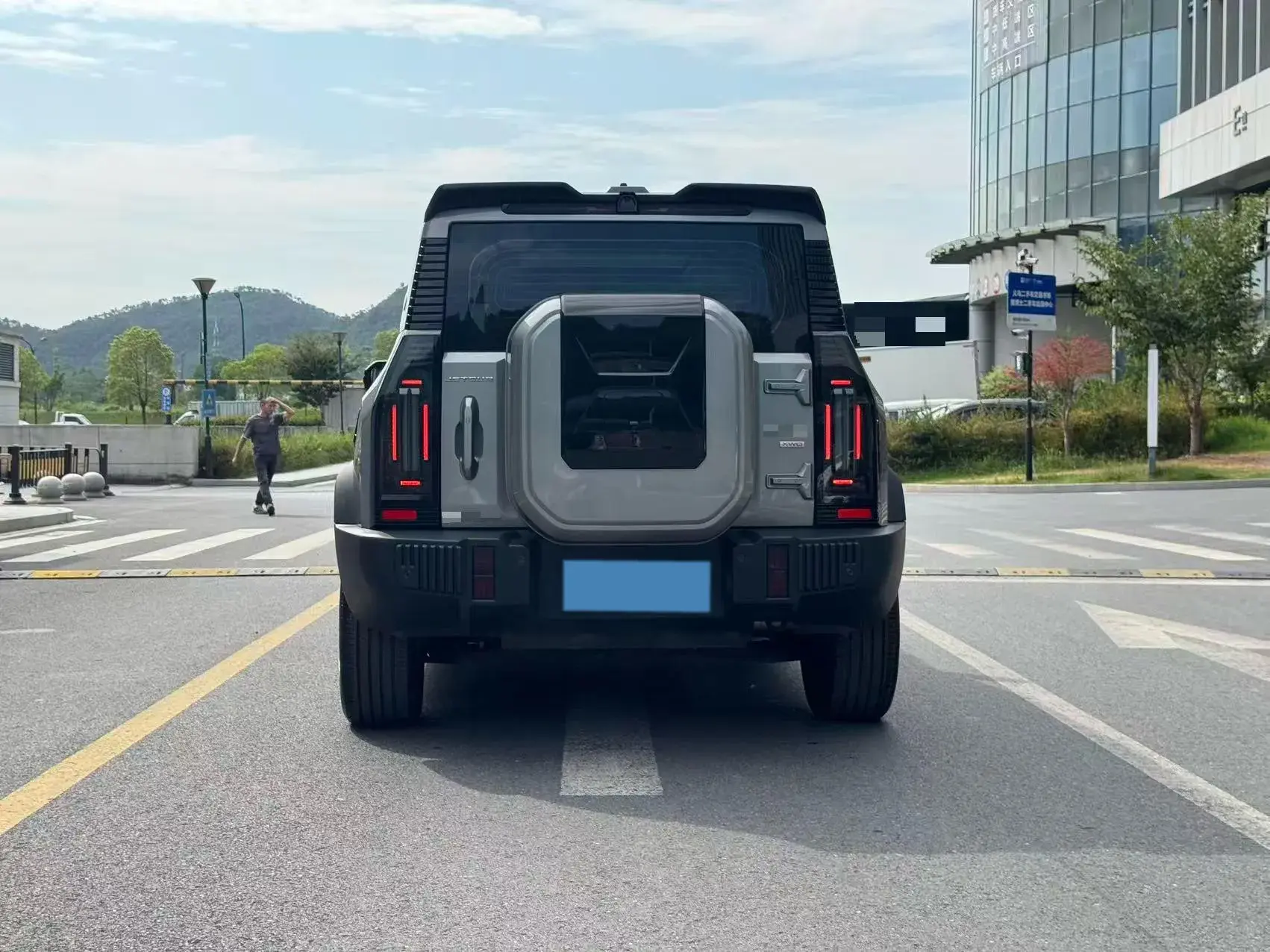 2023 JETOUR TRAVELLER thumbnail 4