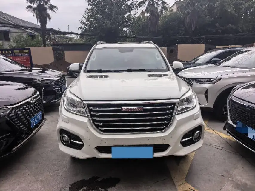 2017 HAVAL H9 thumbnail 2