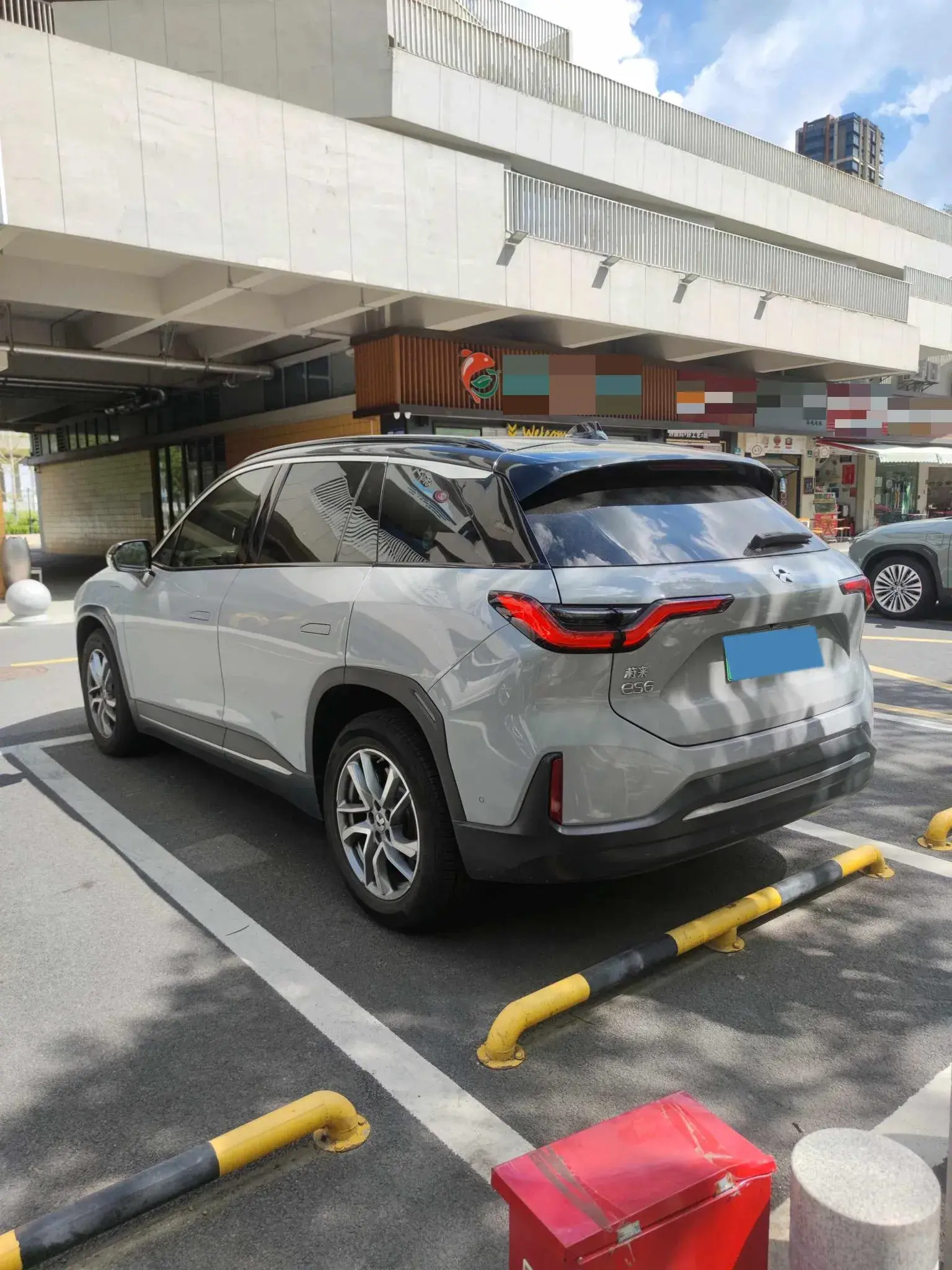 2020 NIO ES6 thumbnail 3