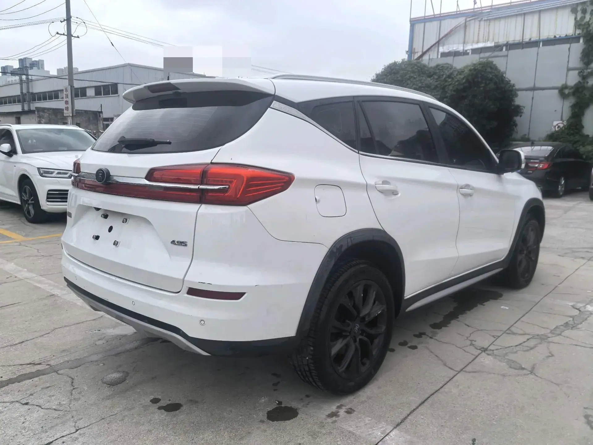 2019 BYD SONG thumbnail 4