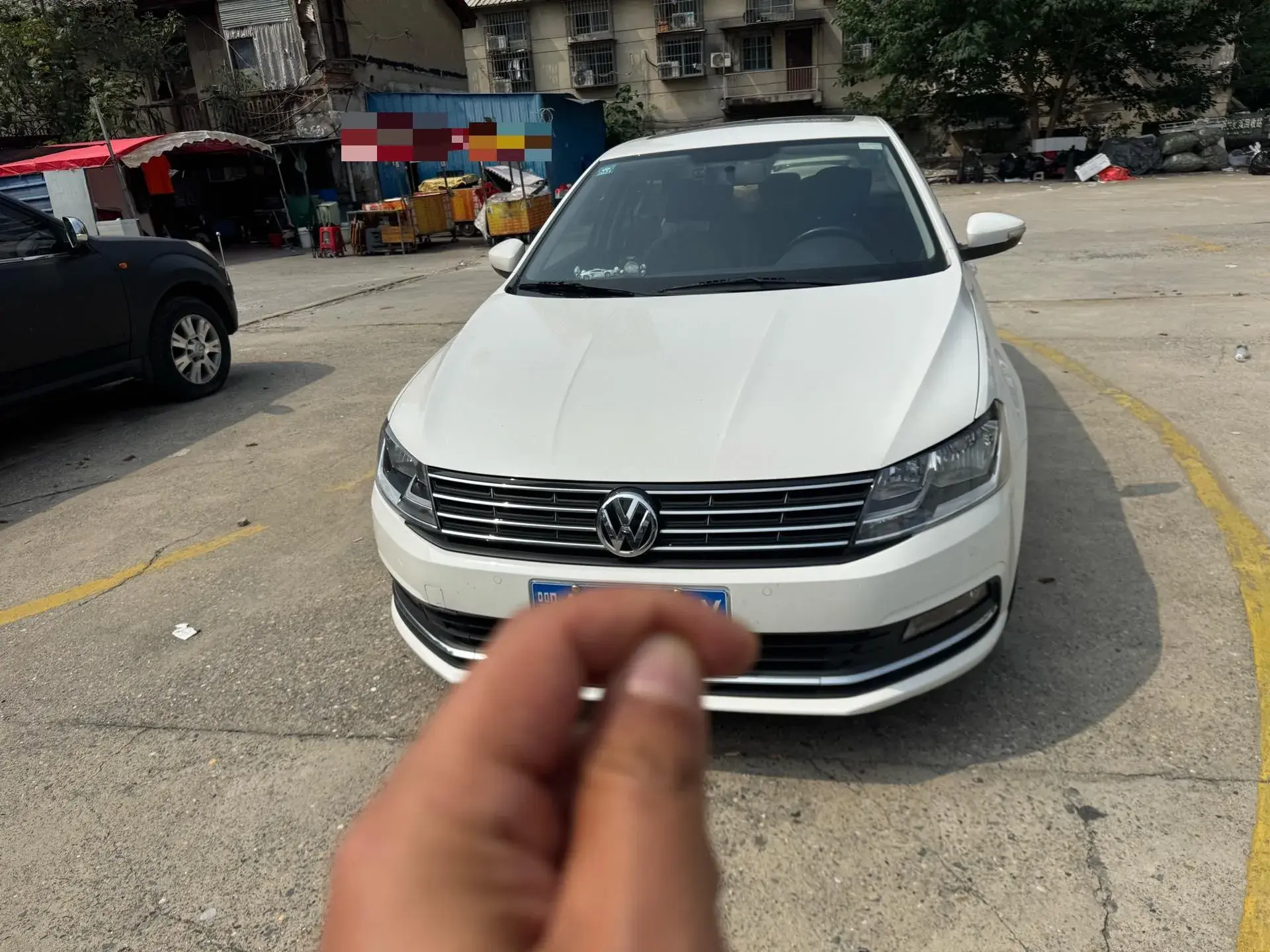 2017 VOLKSWAGEN LAVIDA thumbnail 2