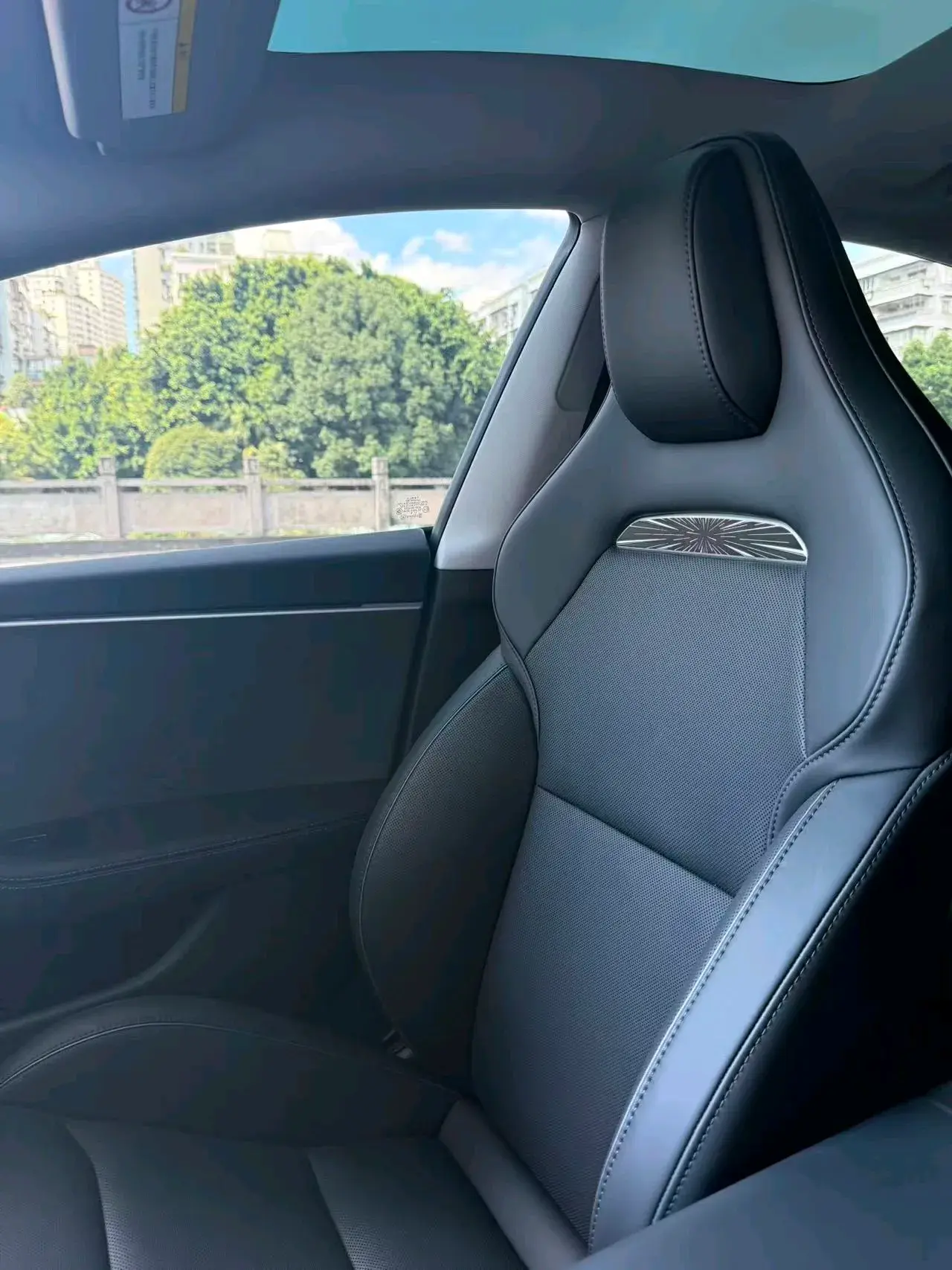 2024 TESLA MODEL thumbnail 4