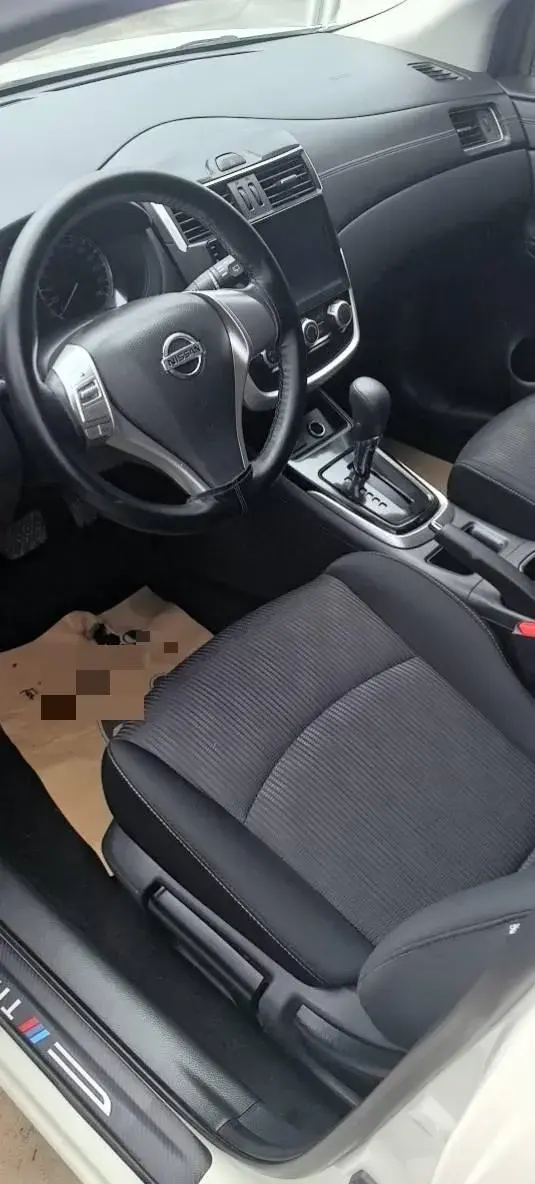 2021 NISSAN TIIDA thumbnail 3