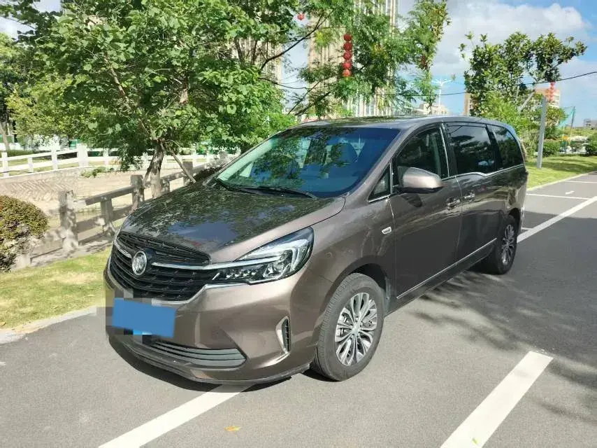 2022 BUICK GL8 view 1