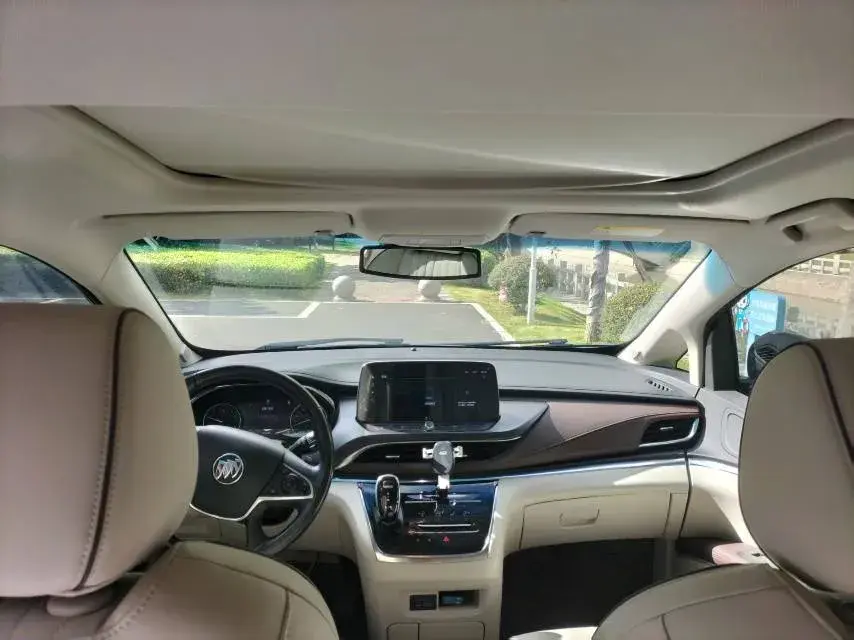 2022 BUICK GL8 thumbnail 4