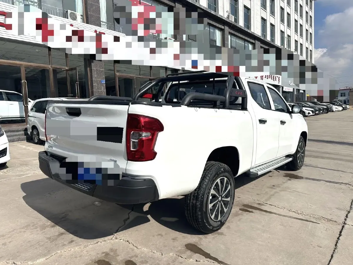 2024 ChangAn F70 Blue Whale 2.0T 233HP L4 8AT,autocango,china used car exporter,china ev exporter,chinese used car exporter,chinese used ev exporter