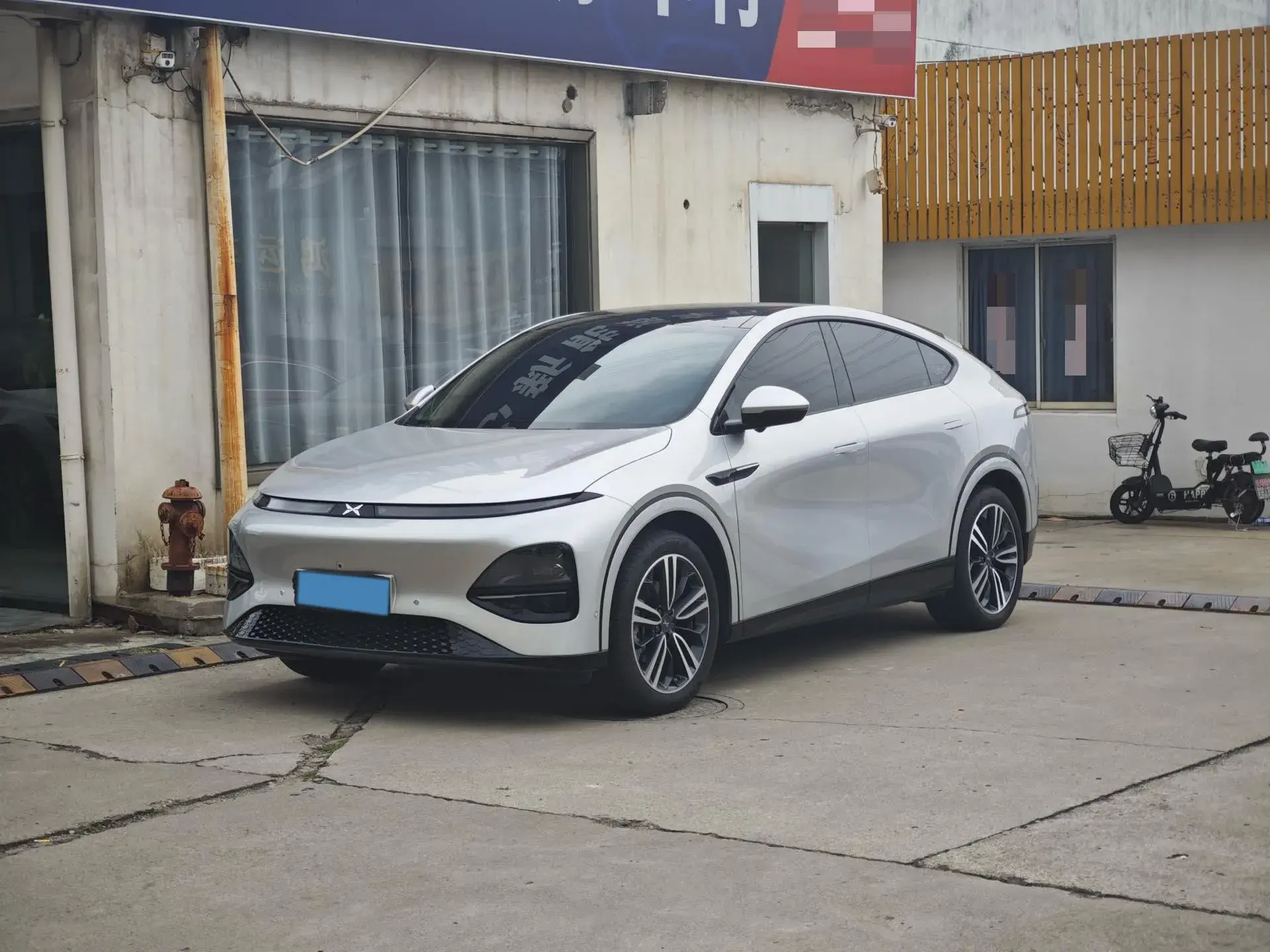 2023 XPENG G6 view 1