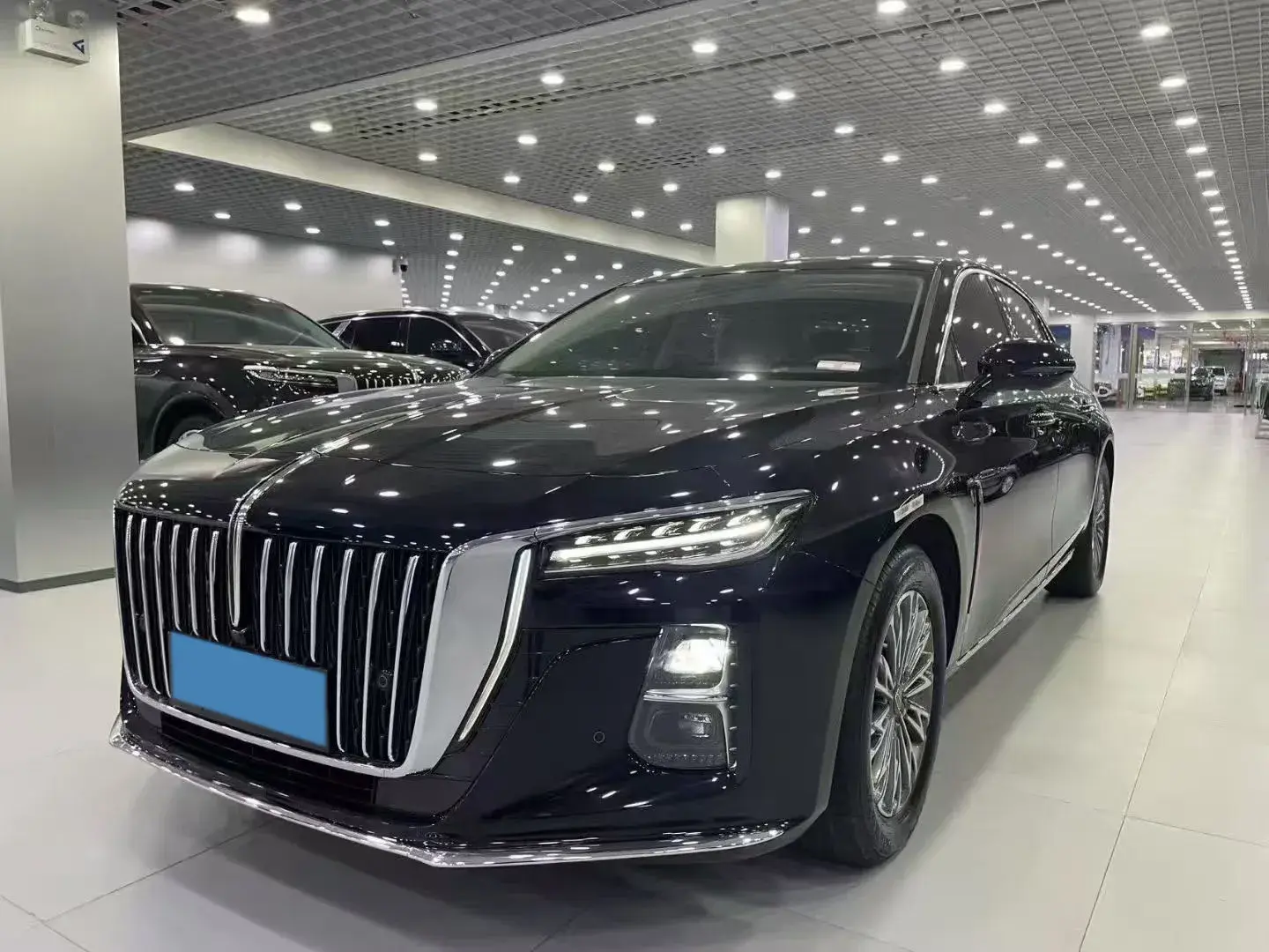 2024 HONGQI H5 view 1