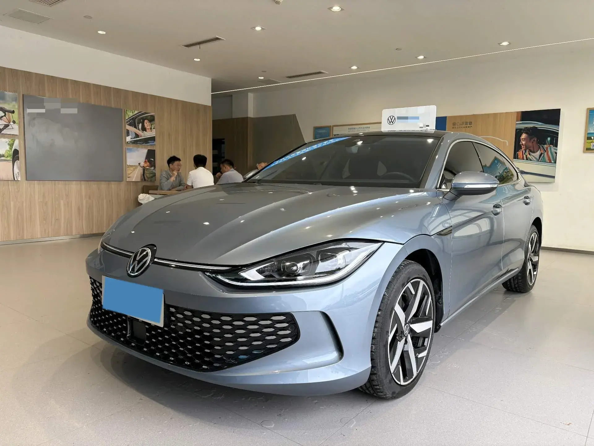 2023 VOLKSWAGEN LAMANDO view 1