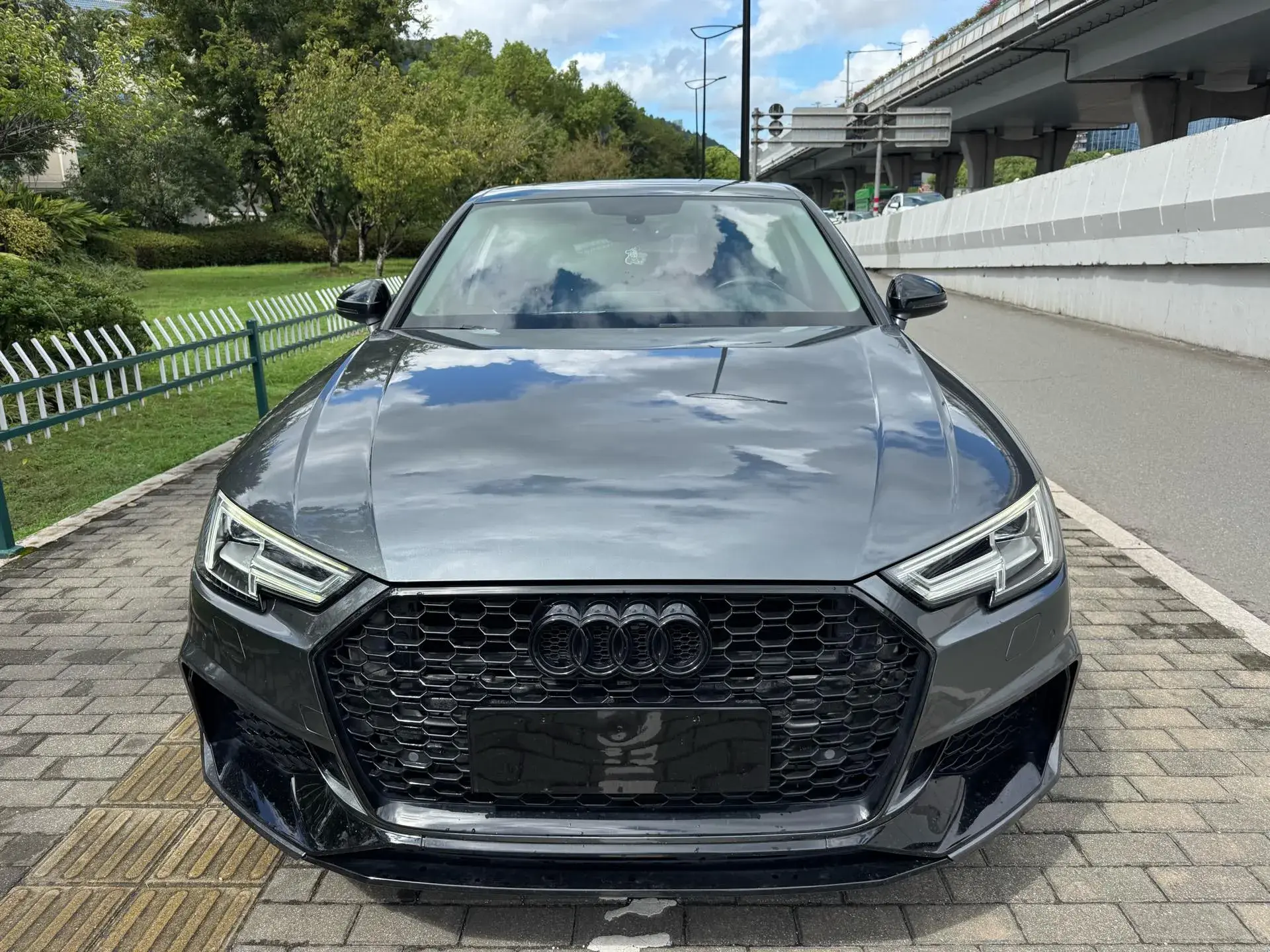 2019 AUDI A4L thumbnail 2
