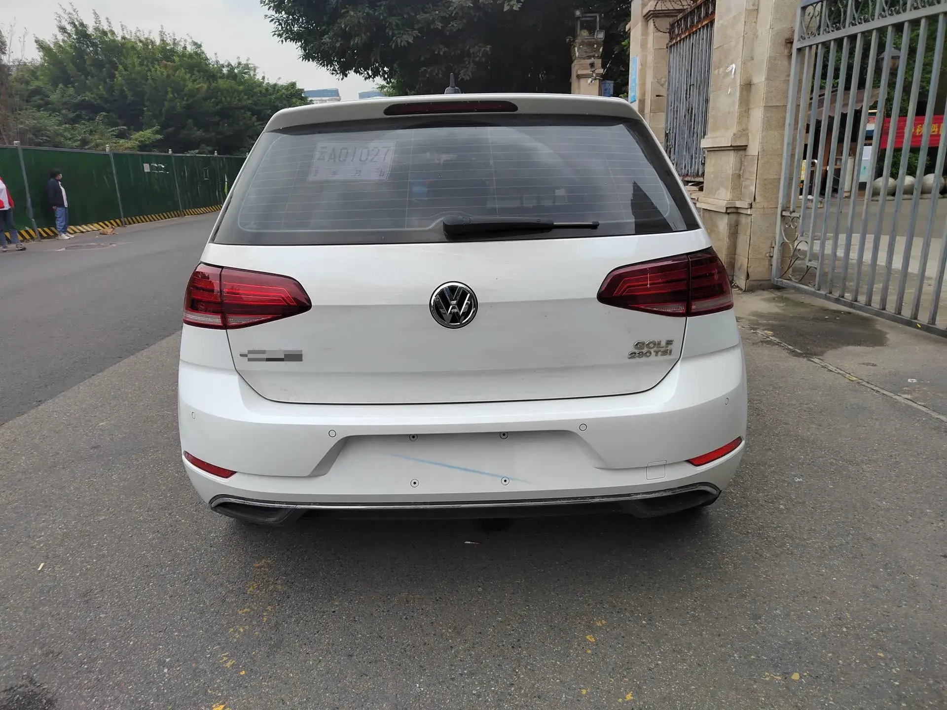 2019 VOLKSWAGEN GOLF thumbnail 4