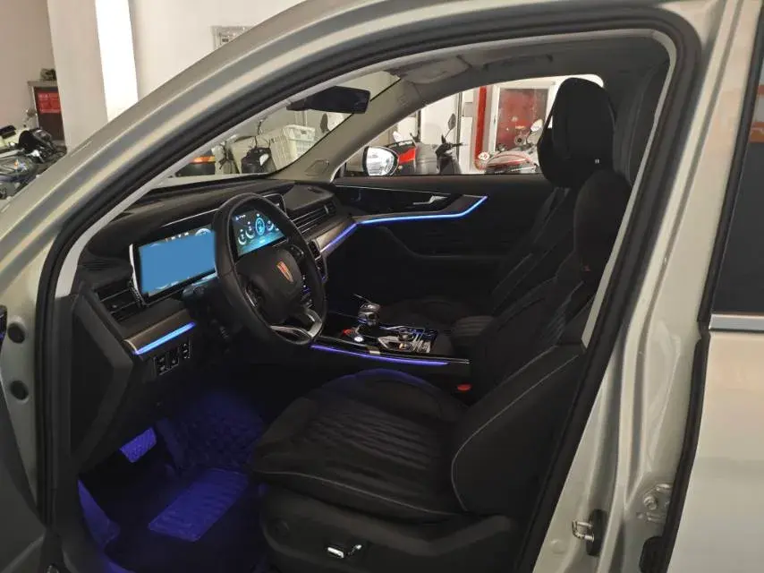 2022 HONGQI HS5 thumbnail 4