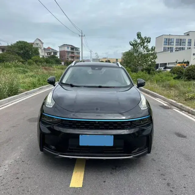 2021 LYNK&CO 01 thumbnail 2