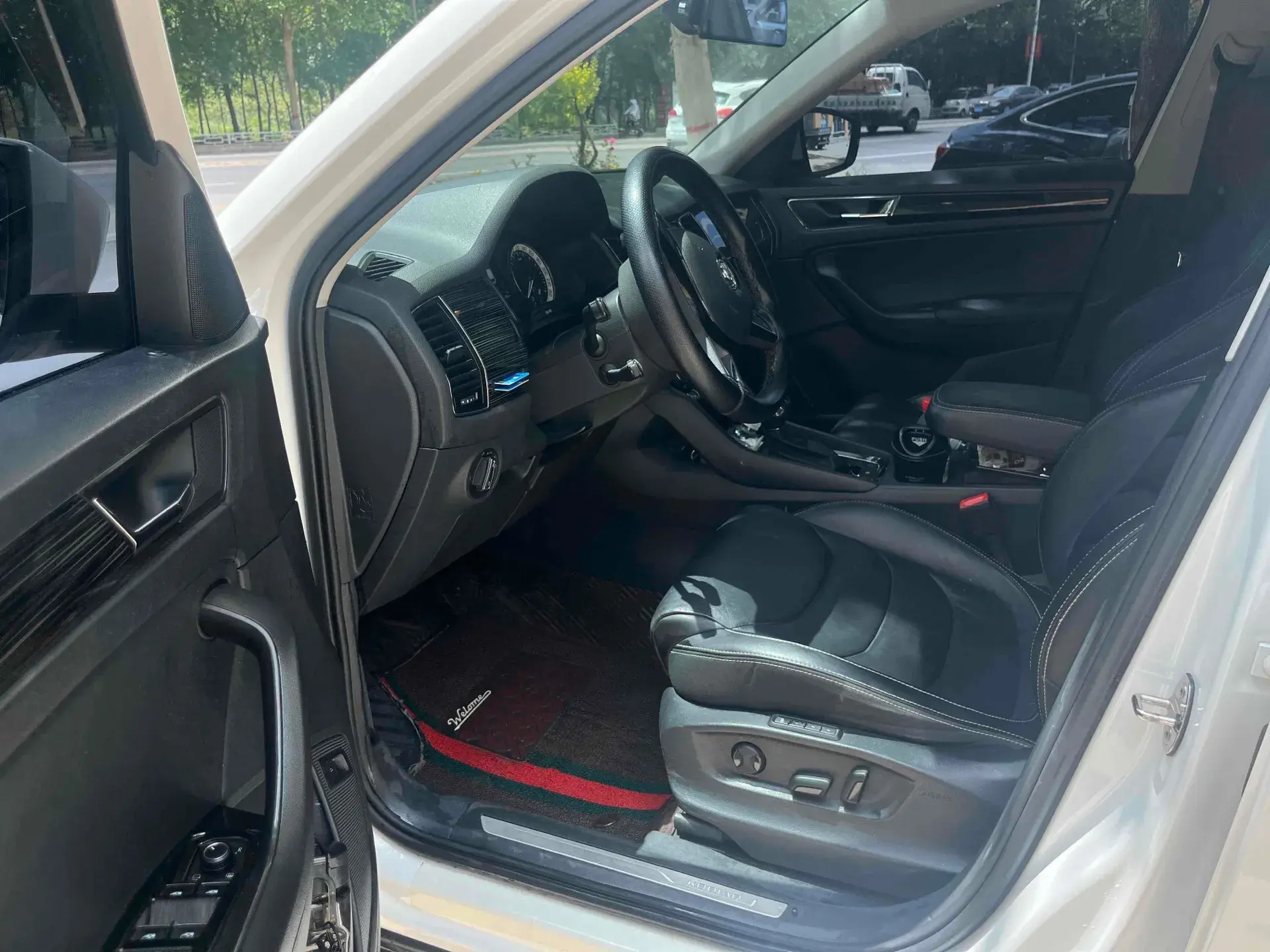 2018 SKODA KODIAK thumbnail 3