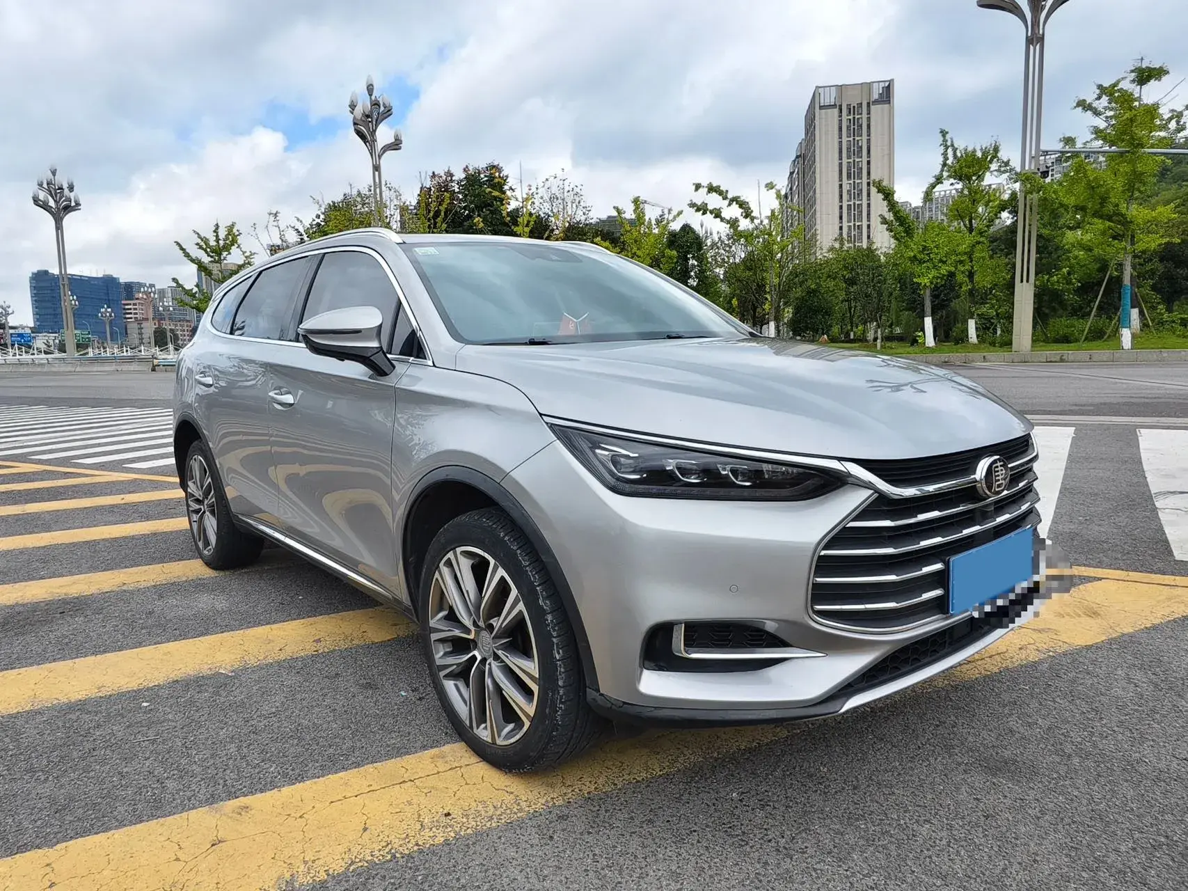 2018 BYD TANG thumbnail 3