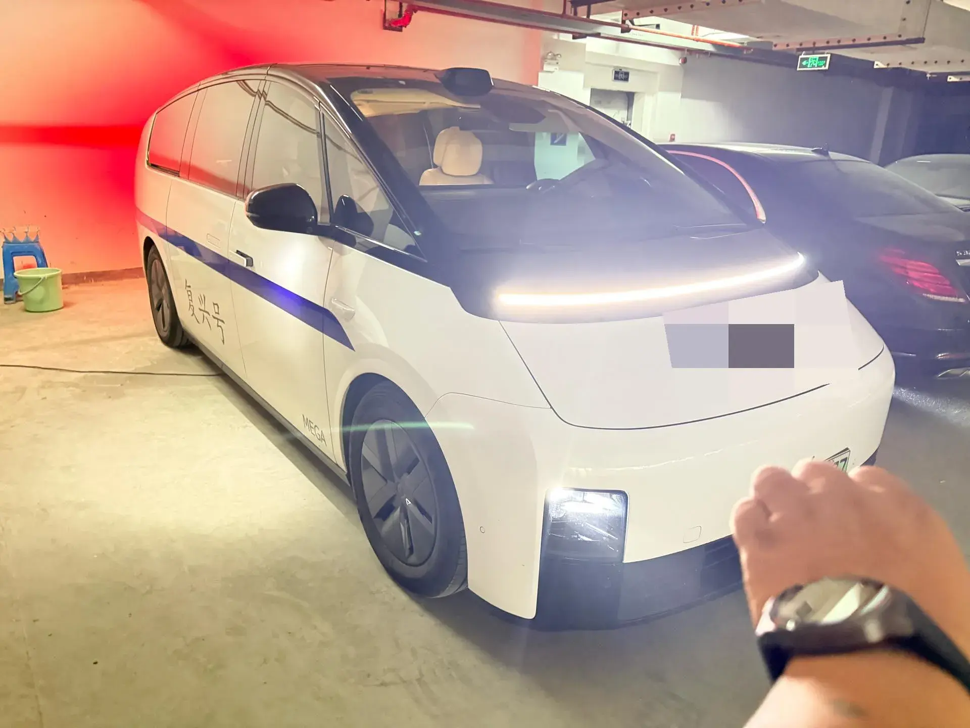 2024 LI MEGA thumbnail 3