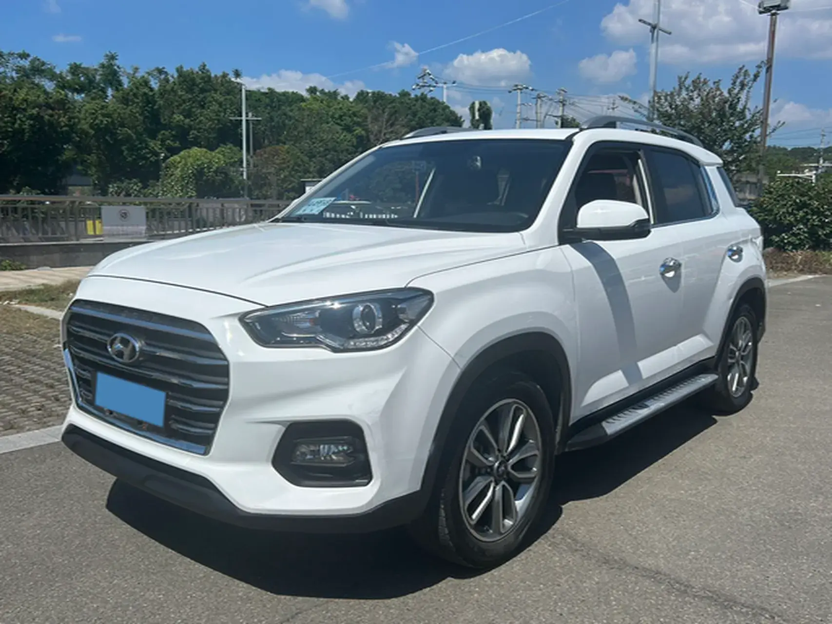 2018 HYUNDAI IX35 view 1