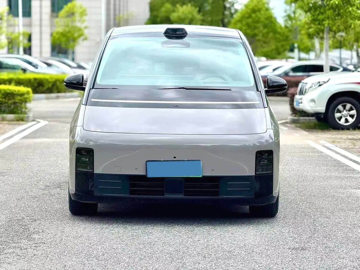 2024 LI MEGA thumbnail 3