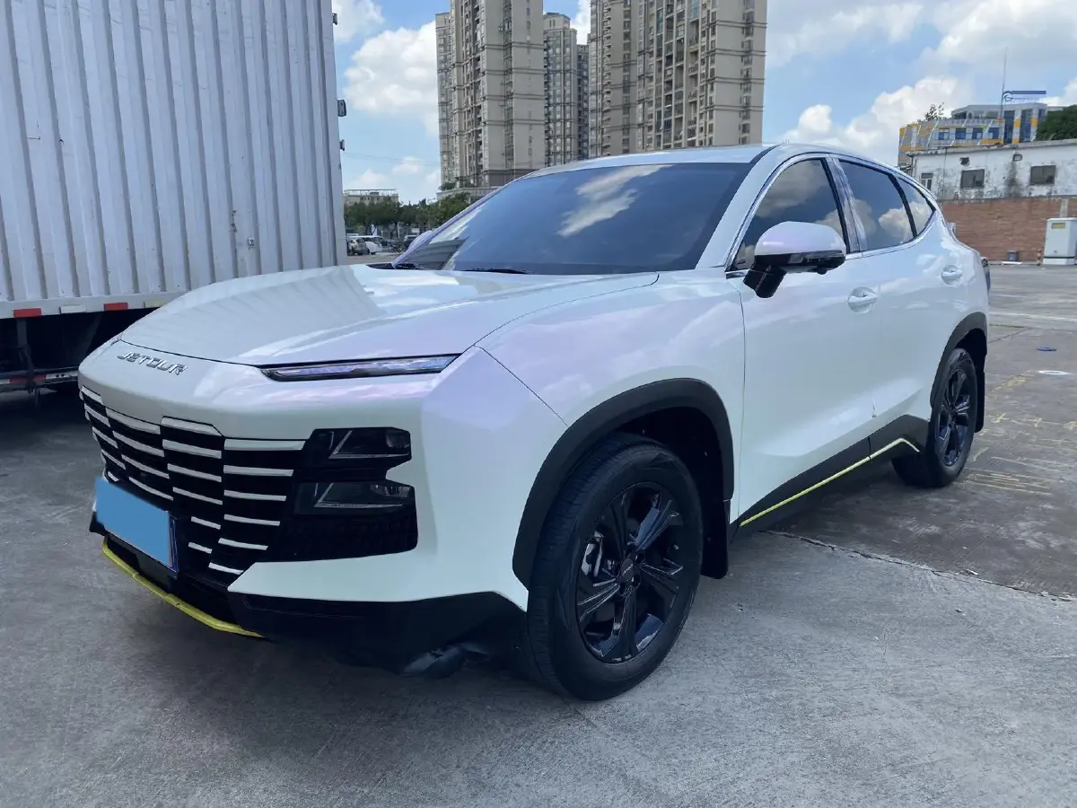 2024 Jetour DASHING 1.5T 156HP L4 6DCT