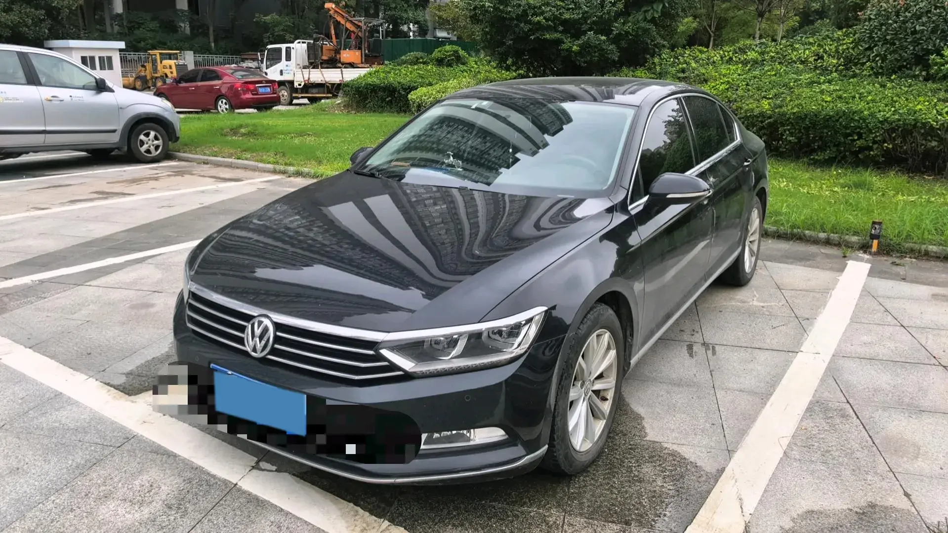 2019 VOLKSWAGEN MAGOTAN view 1