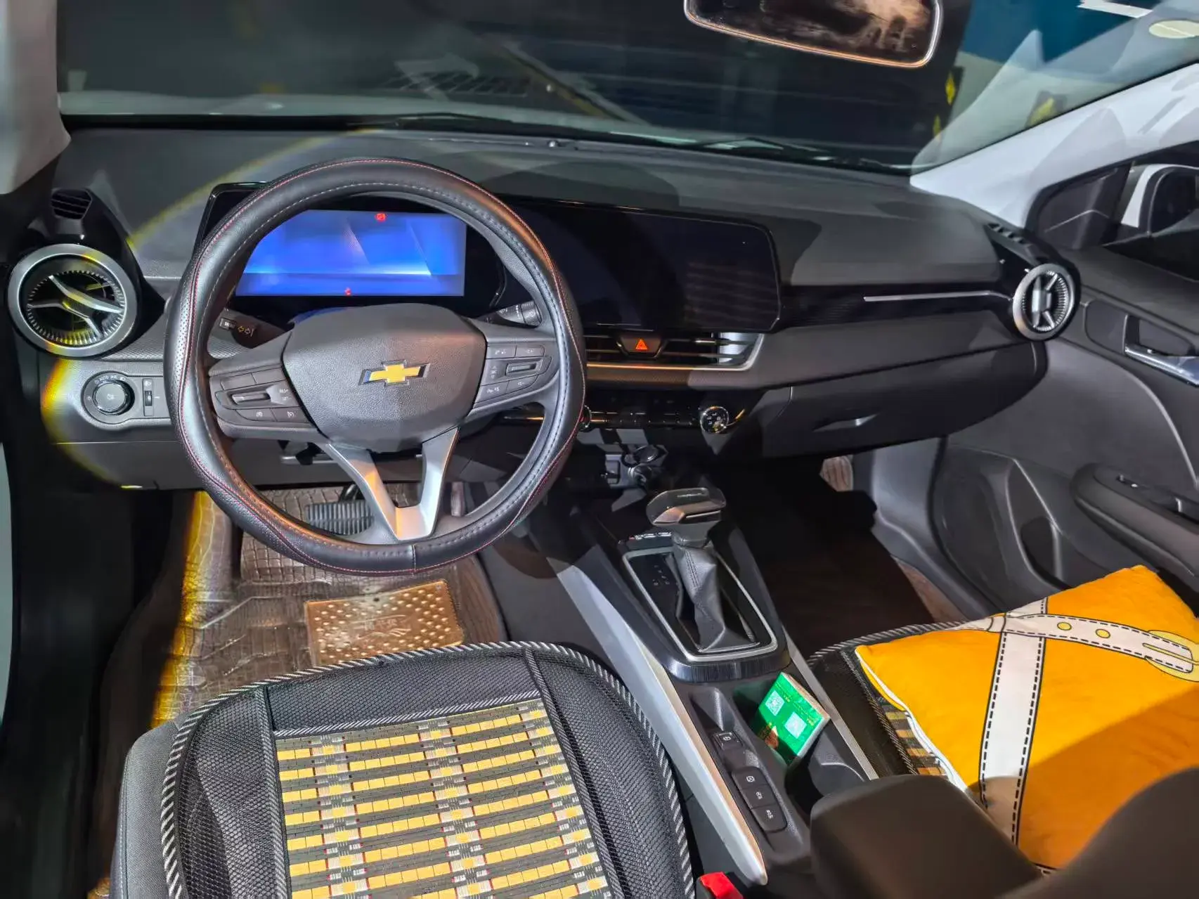 2023 CHEVROLET MONZA thumbnail 4