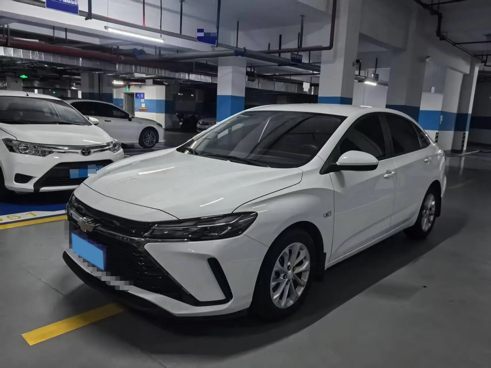 2023 CHEVROLET MONZA view 1