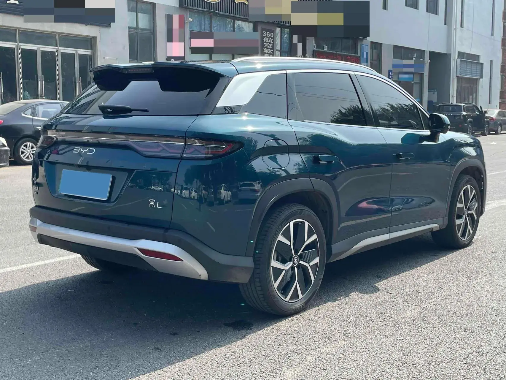 2024 BYD SONGL thumbnail 4