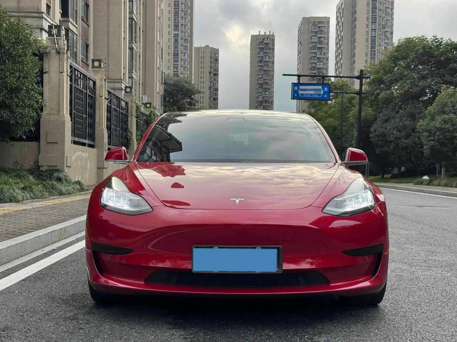 2020 TESLA MODEL thumbnail 2