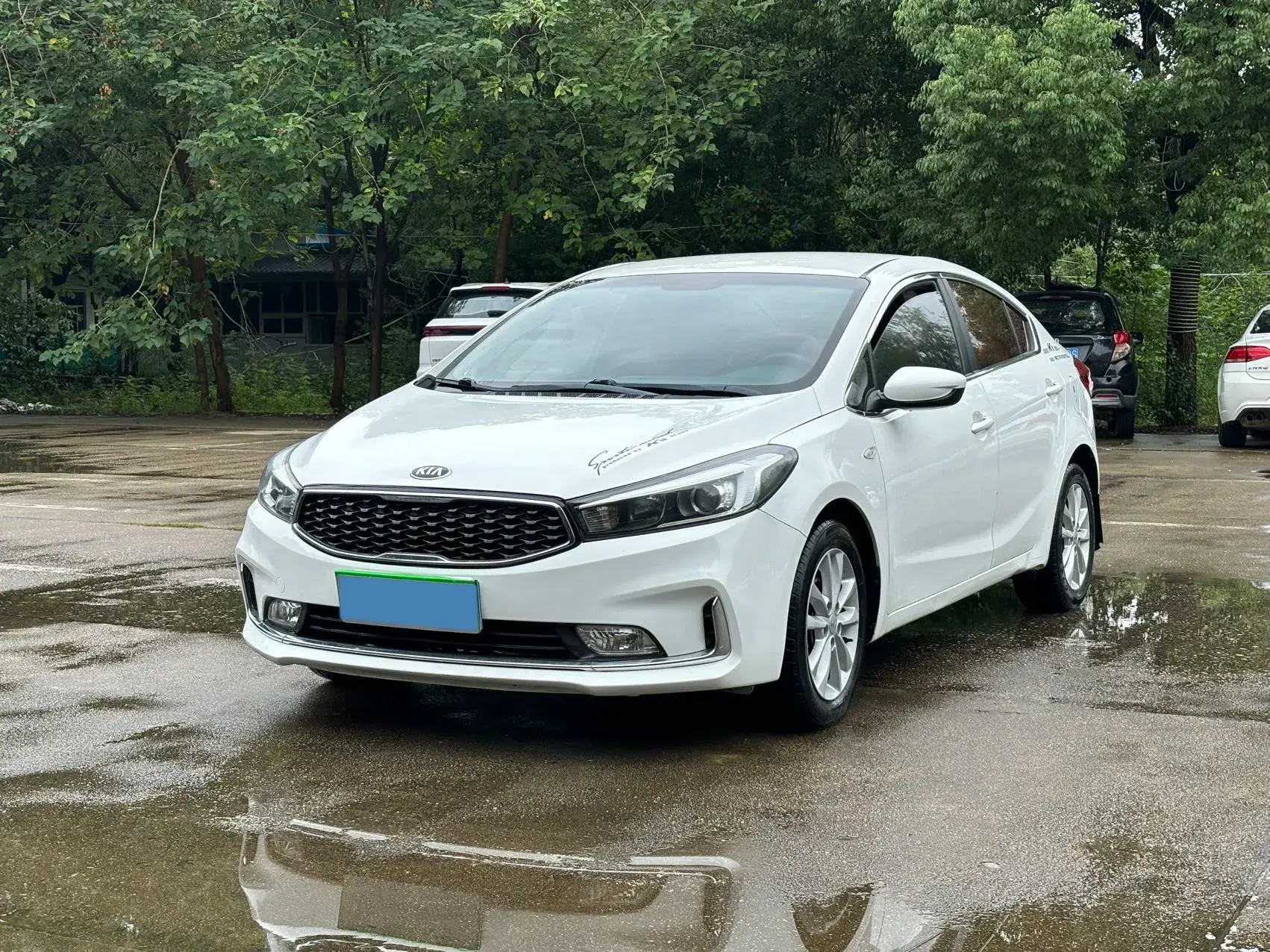 2016 KIA K3 view 1