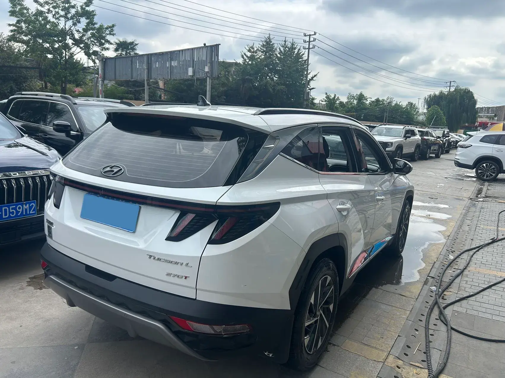 2021 HYUNDAI TUCSON thumbnail 3