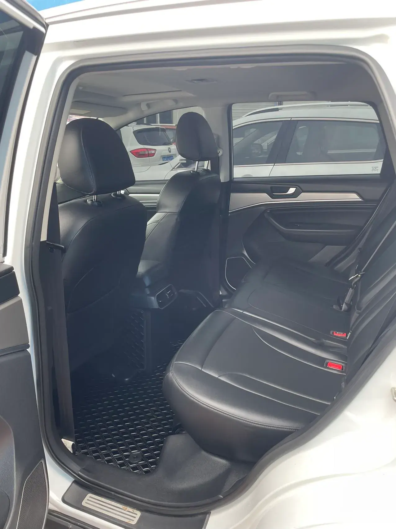 2018 HAVAL H6 thumbnail 3