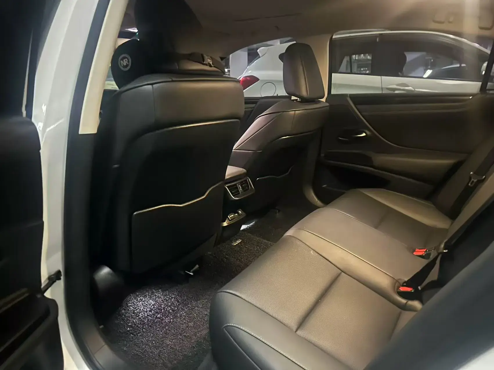 2021 GEELY MONJARO thumbnail 4