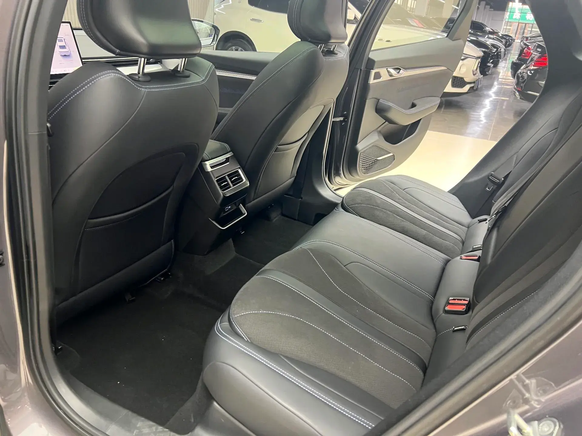 2025 GEELY PREFACE thumbnail 4