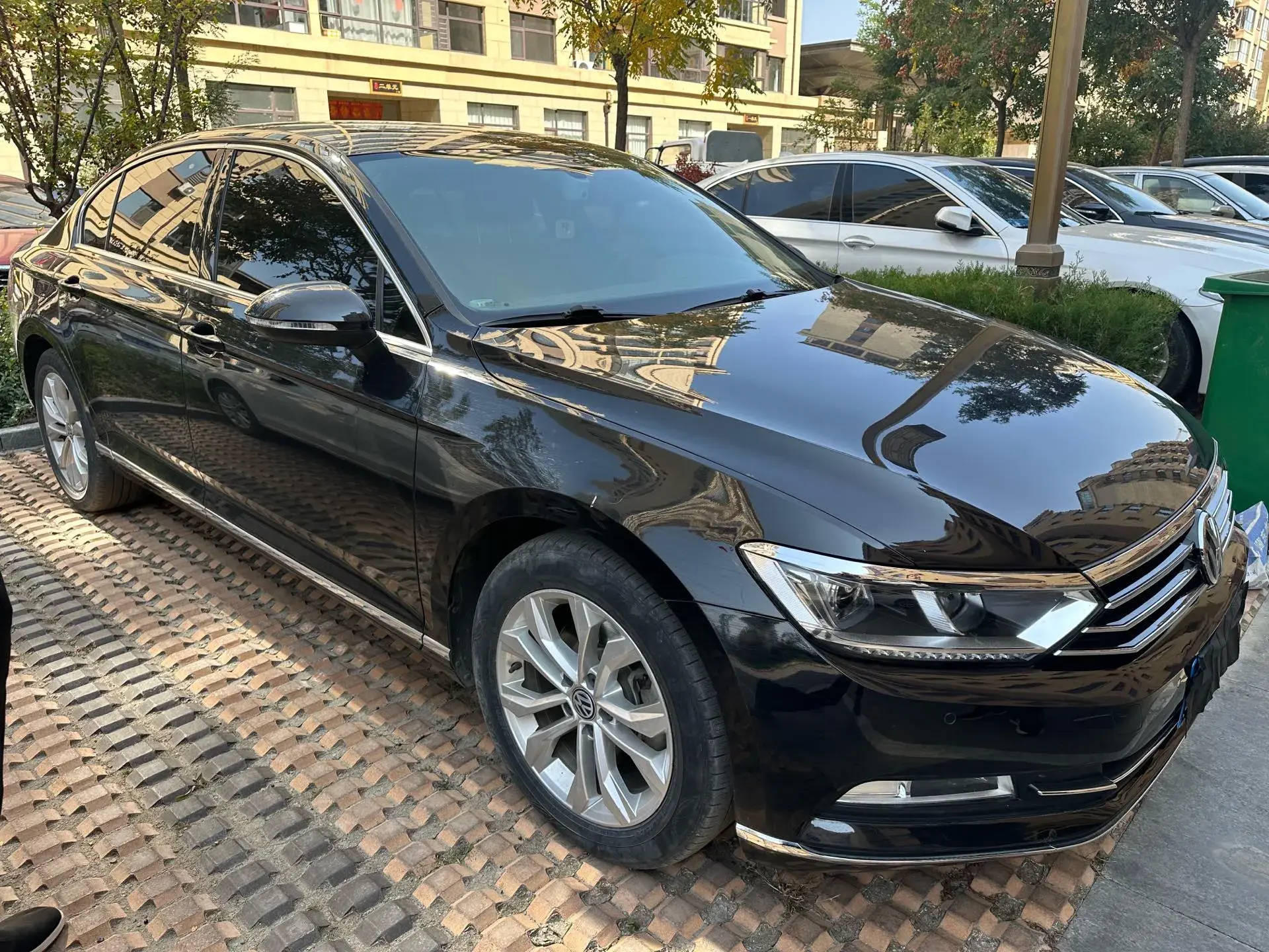 2019 VOLKSWAGEN MAGOTAN thumbnail 3