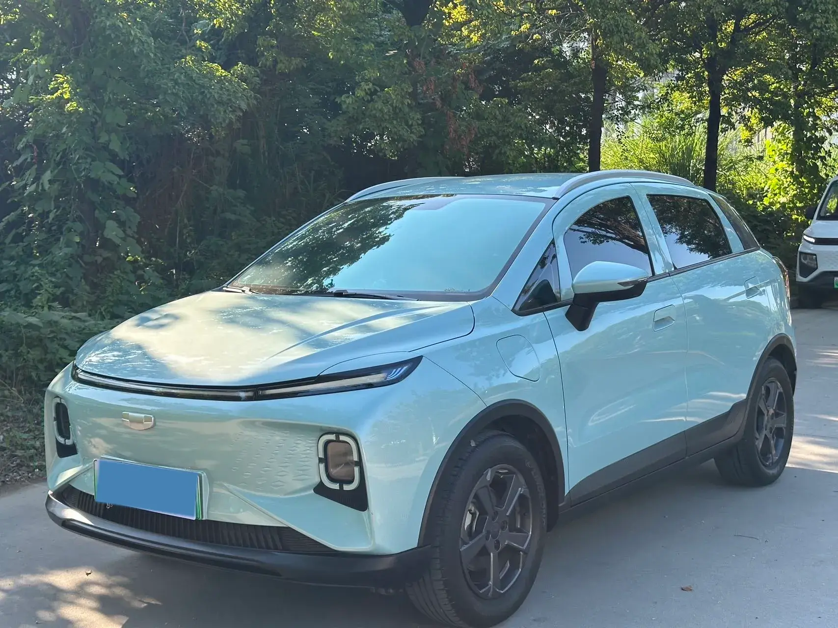 2024 GEOMETRY E view 1