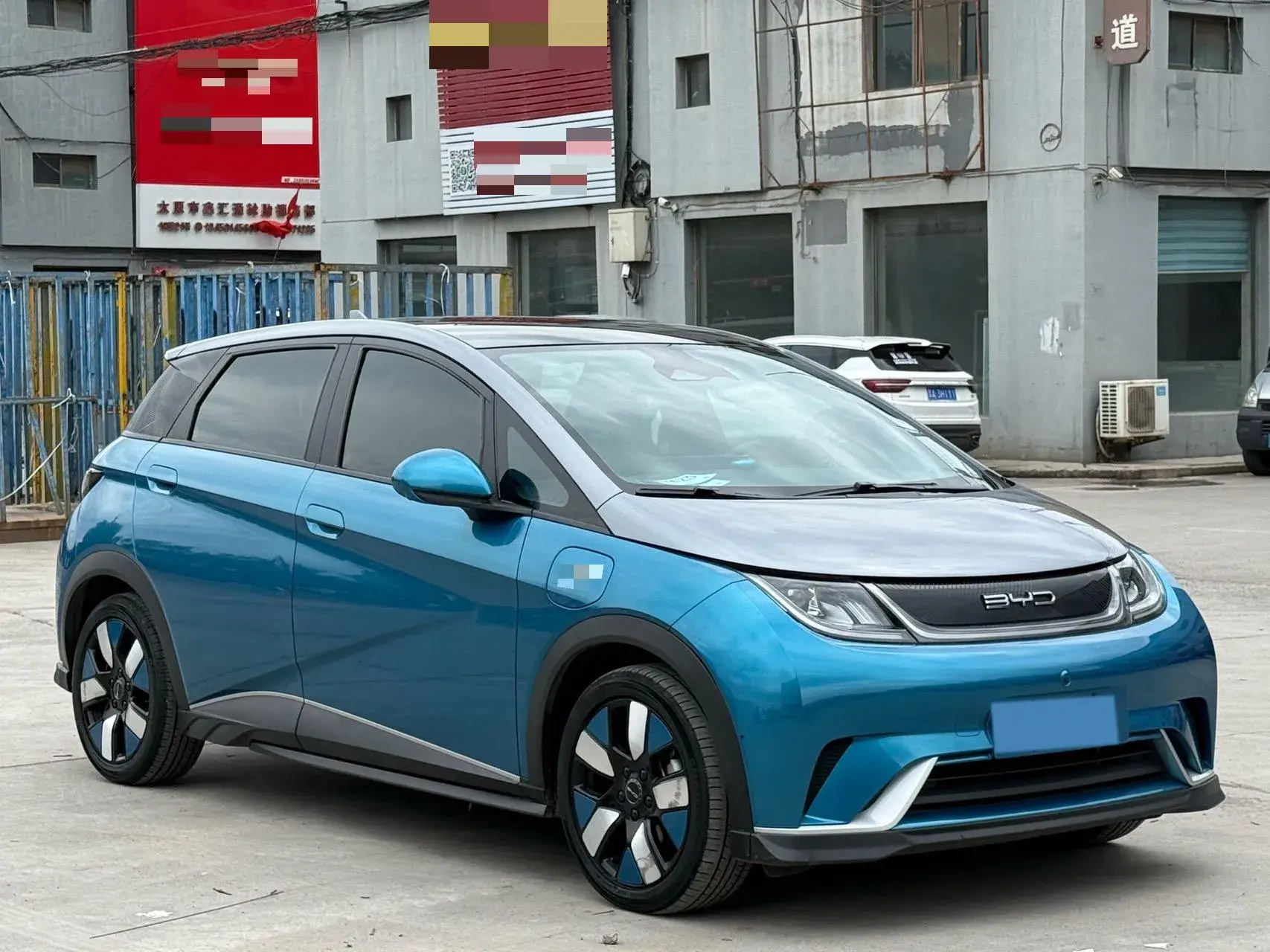 2021 BYD DOLPHIN thumbnail 3