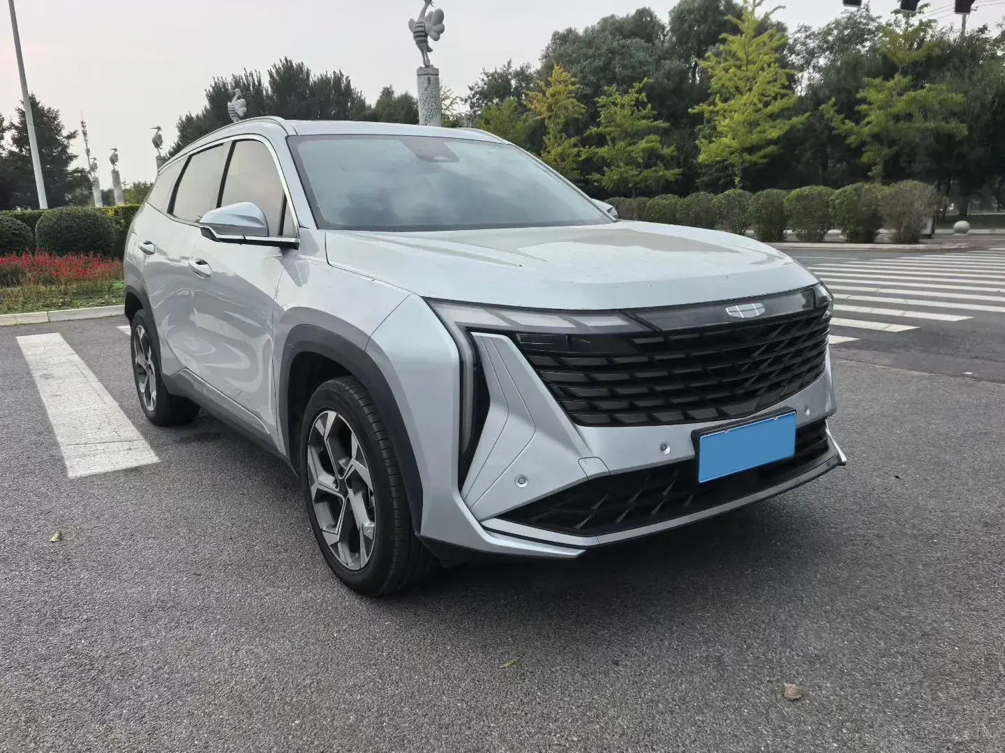 2023 GEELY STARRAY thumbnail 3