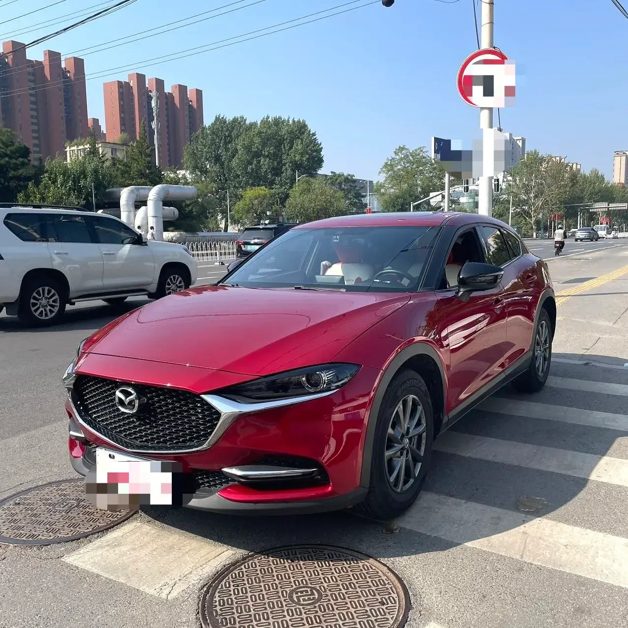 2020 MAZDA CX-4 view 1