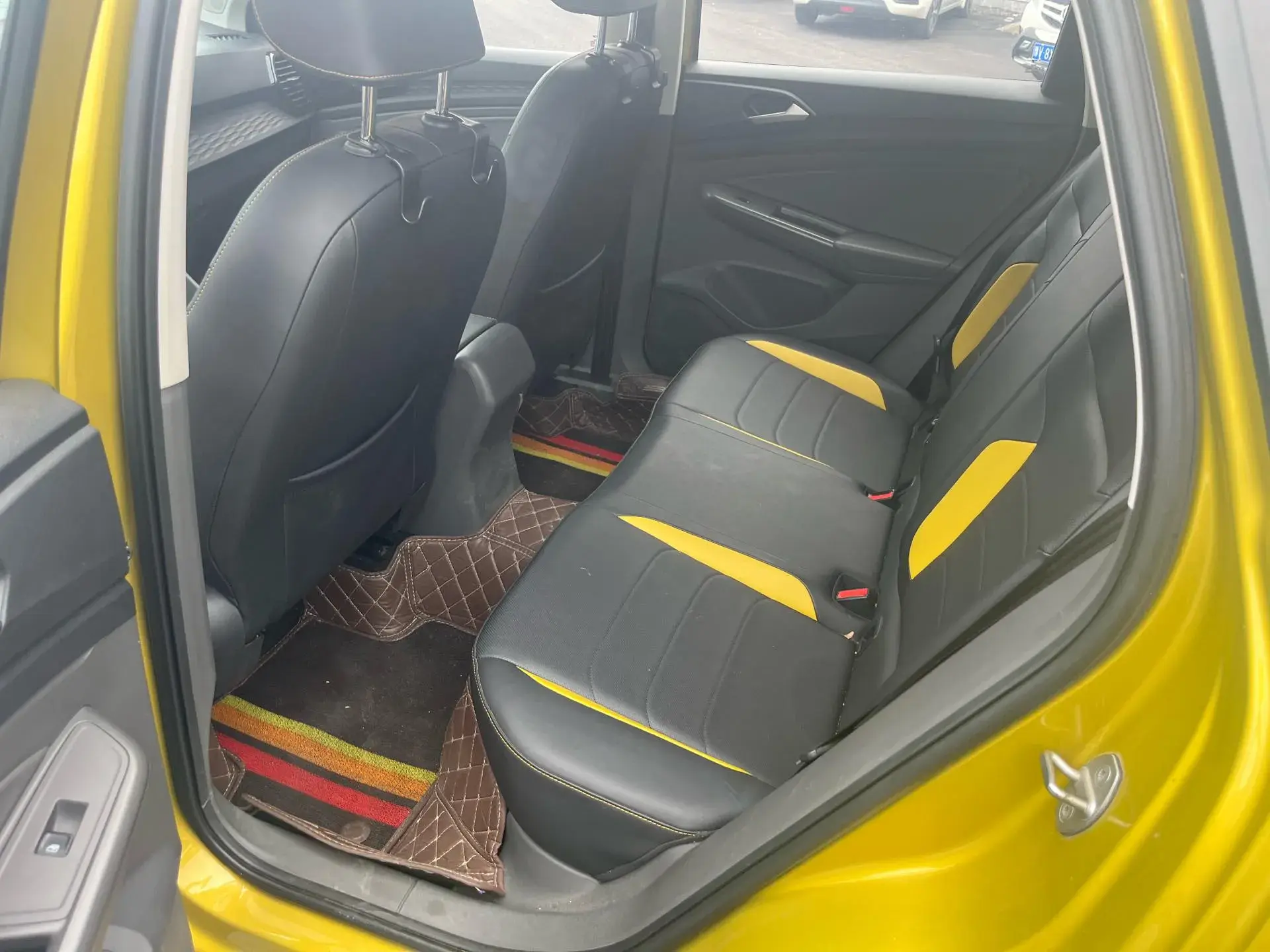 2019 JETTA VS5 thumbnail 4