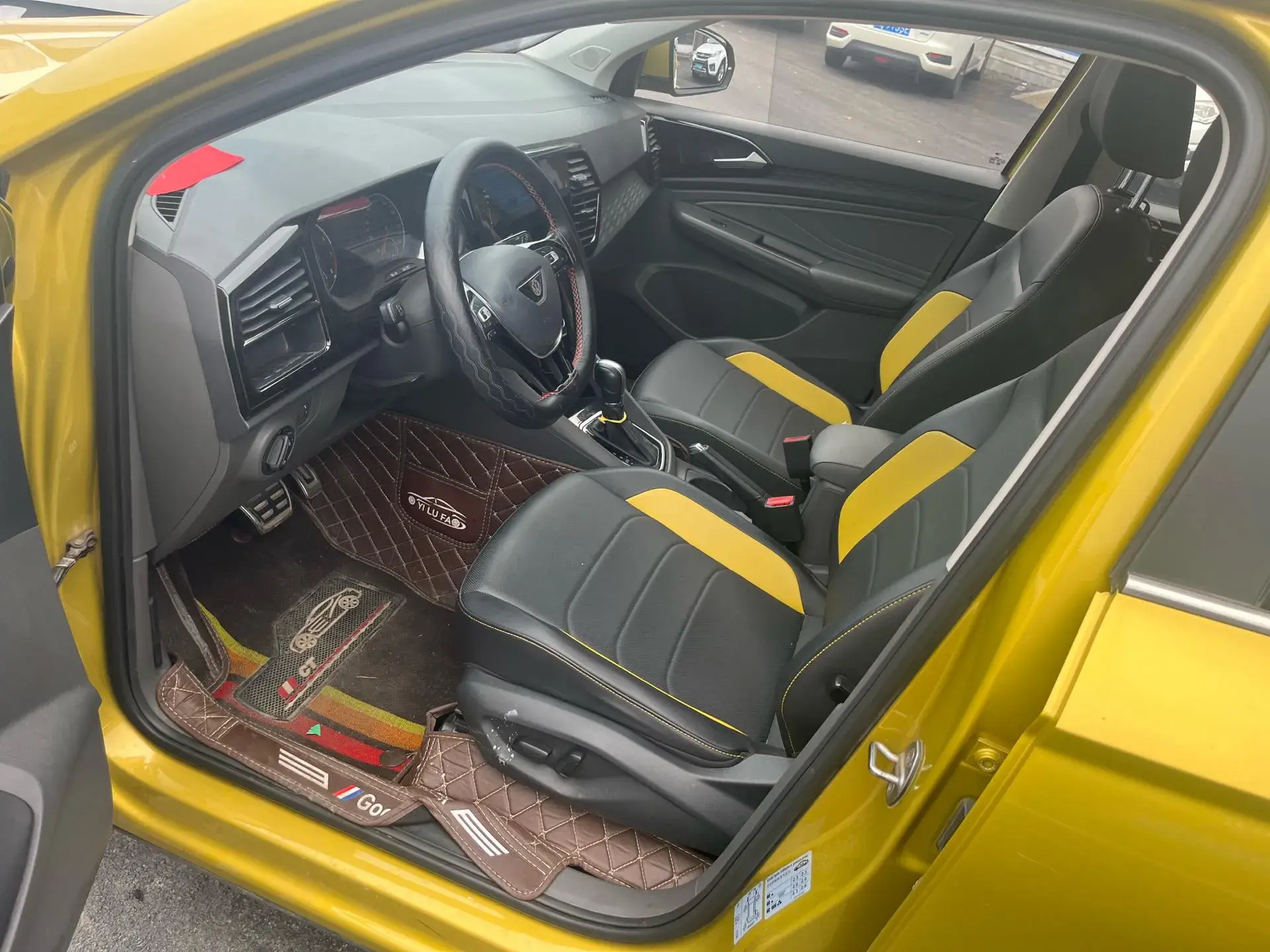 2019 JETTA VS5 thumbnail 3