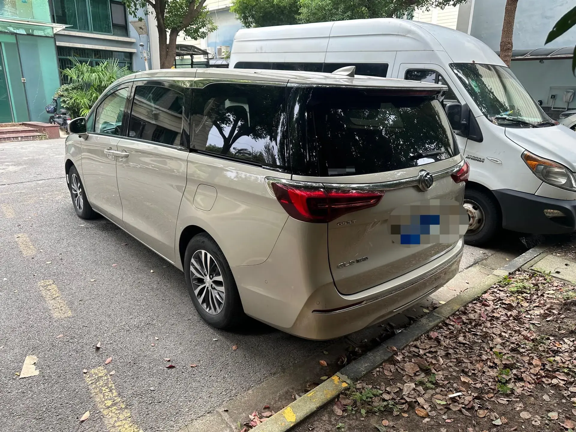 2021 BUICK GL8 thumbnail 3