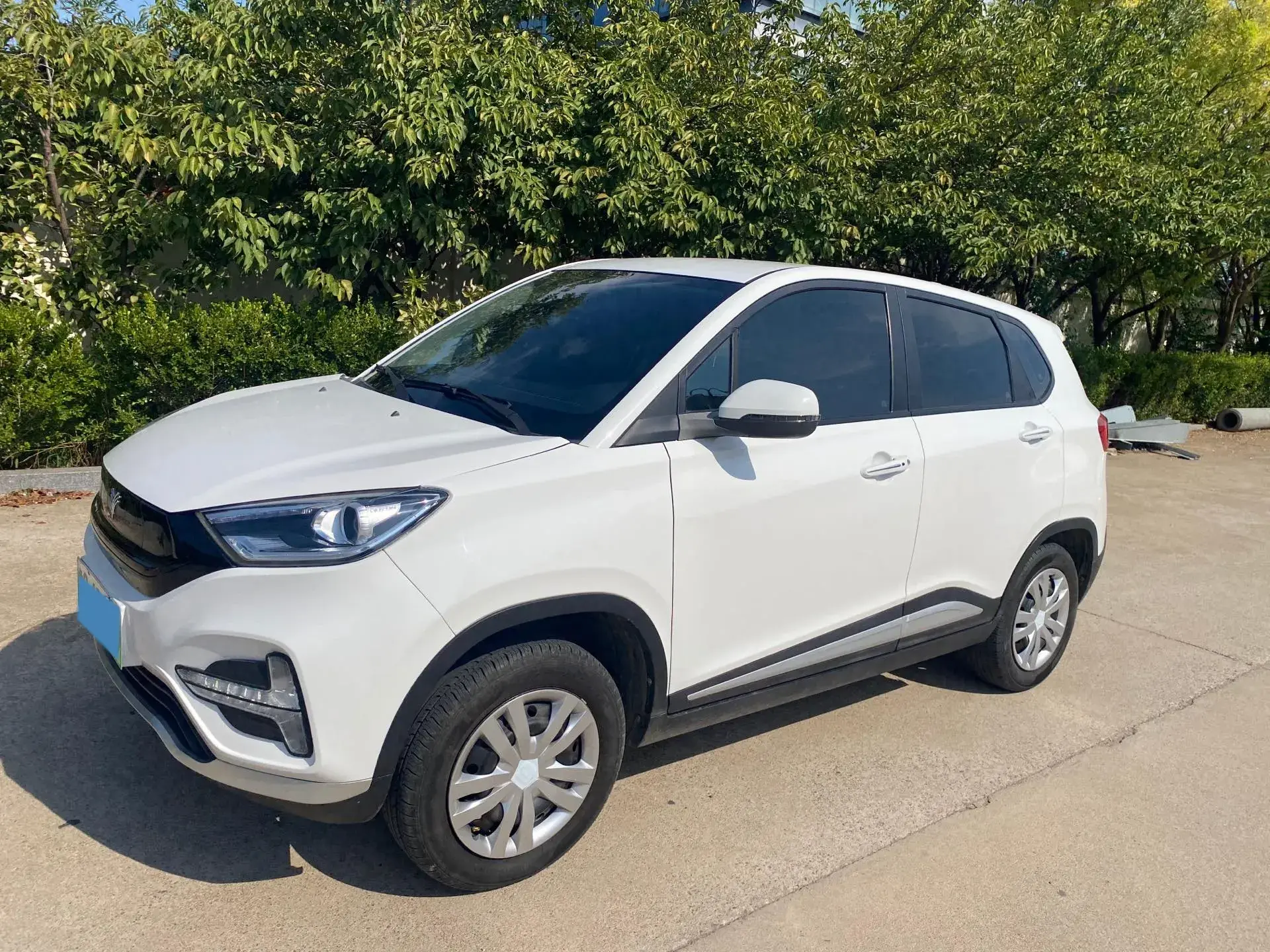 2019 NETA N01 view 1