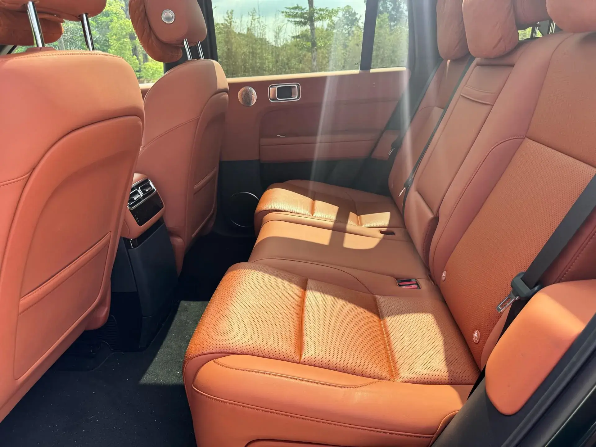 2024 LI L6 thumbnail 4