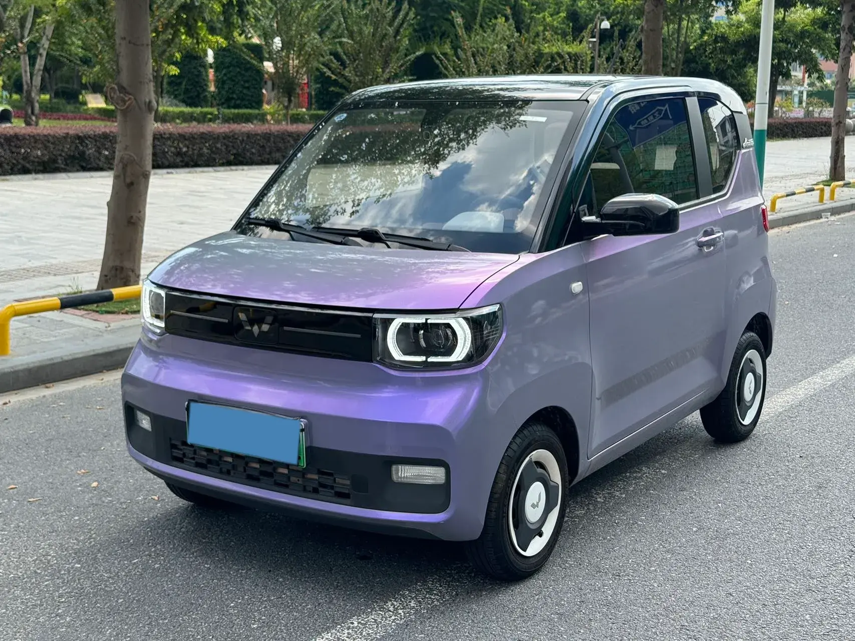 2022 WULING HONGGUANG view 1