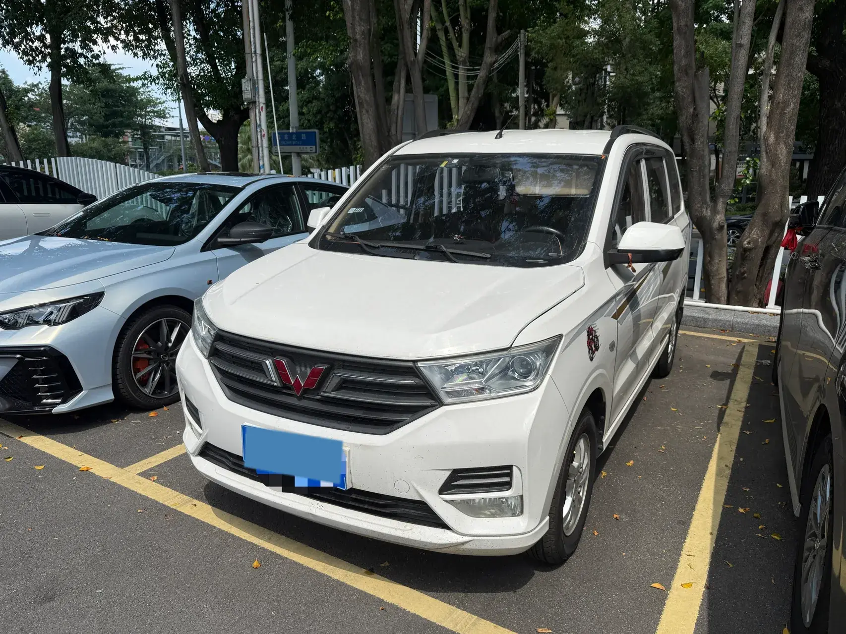 2018 WULING HONGGUANG view 1