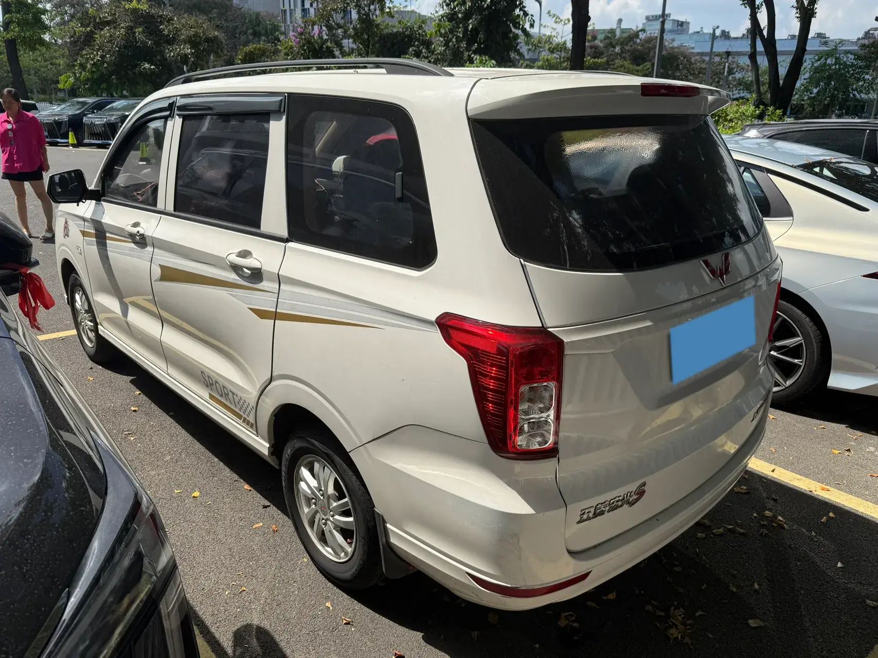 2018 WULING HONGGUANG thumbnail 2