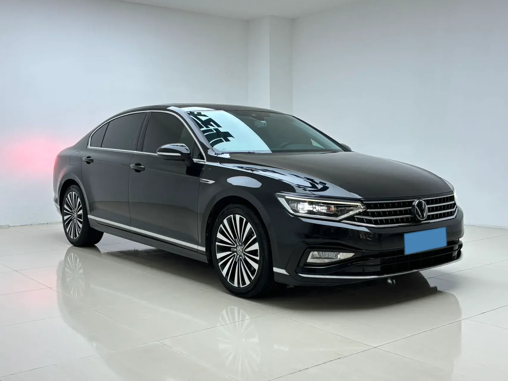 2023 VOLKSWAGEN MAGOTAN thumbnail 2