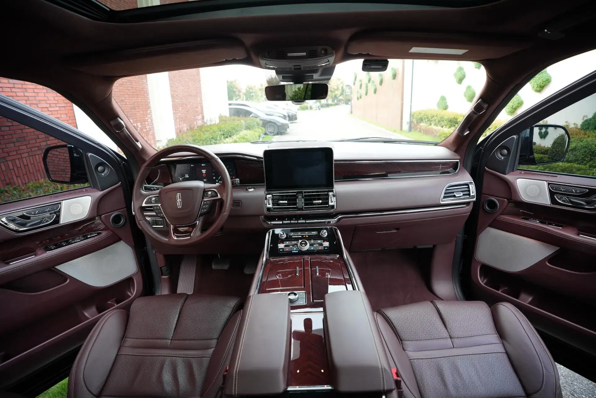 2020 LINCOLN NAVIGATOR thumbnail 4